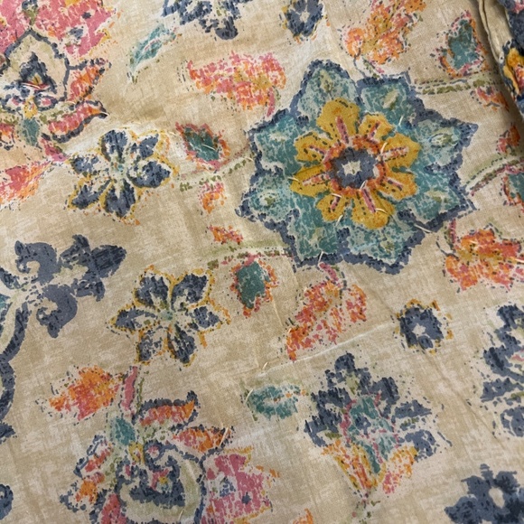 Pier One 2 King Pillow Shams - Picture 3 of 8